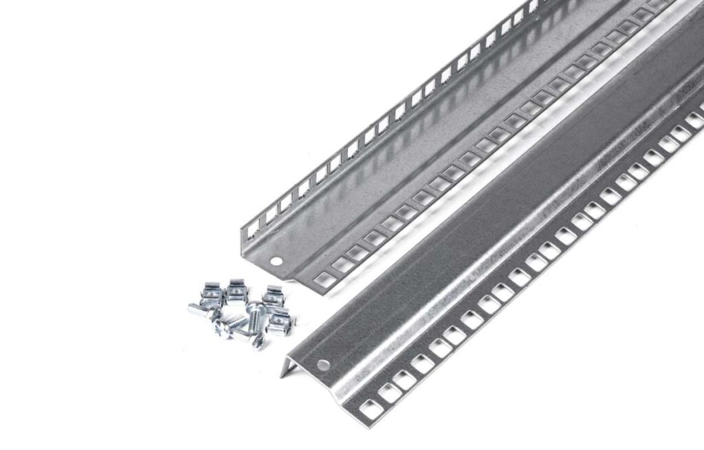 profile montazowe do szaf rack tn